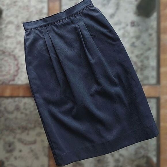 Vtg Gattinoni black high-waisted midi wool pencil skirt - Picture 4 of 13